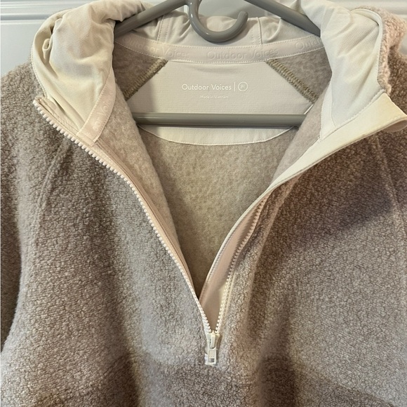 Outdoor Voices Mega Fleece 1/2 Zip Size Medium Oatmeal / Amber - Picture 5 of 12